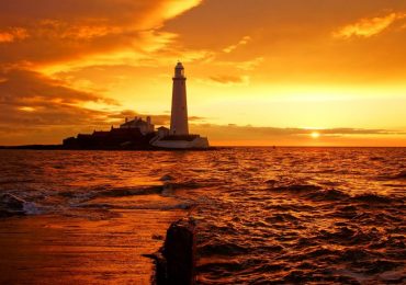 lighthouse-1824614_1920-150x150