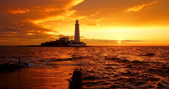 lighthouse-1824614_1920-150x150