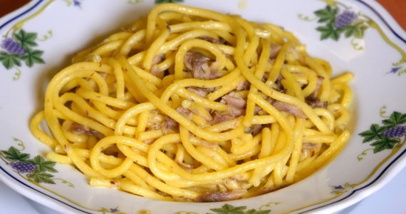 bigoli-con-sarde-di-lago