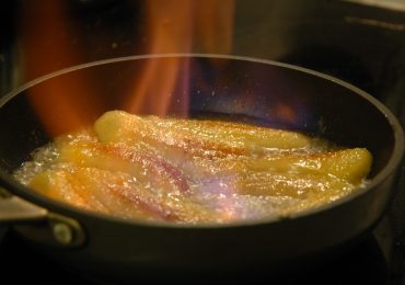 Banana flambè