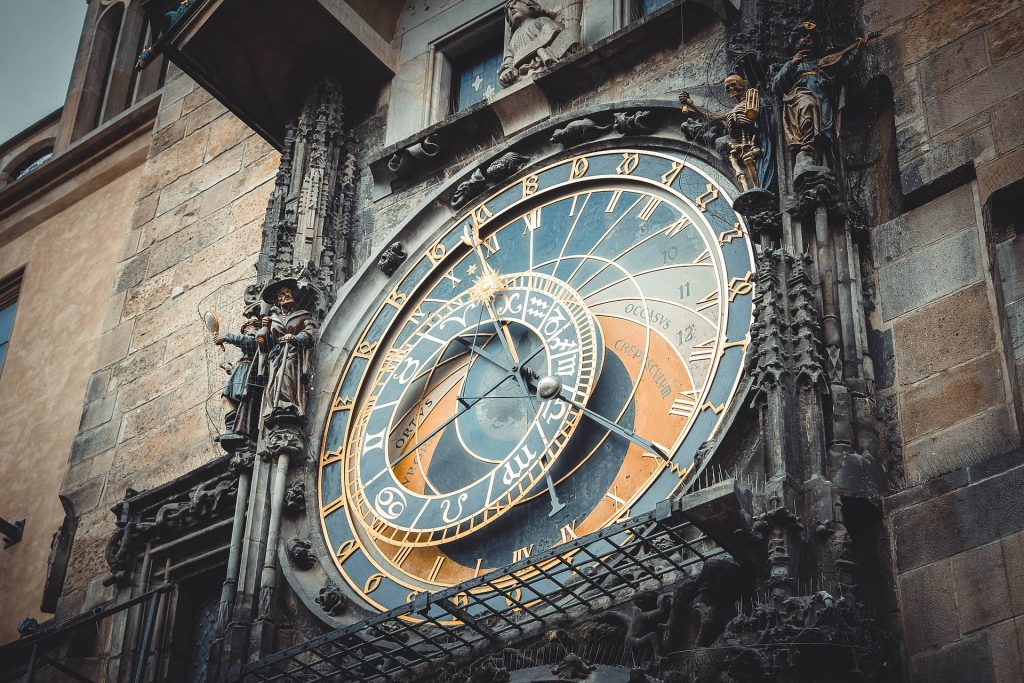 clock-praga