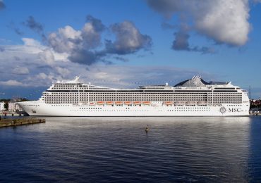 cruise-2860247_1920