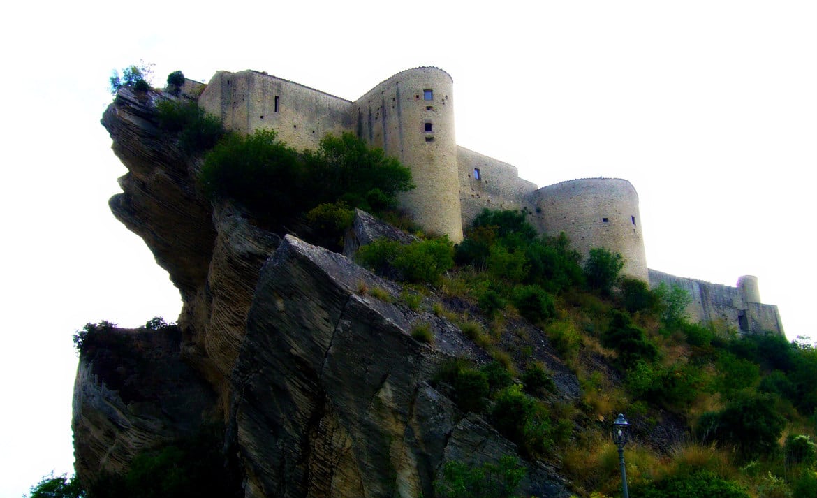 rocca scalegna castello