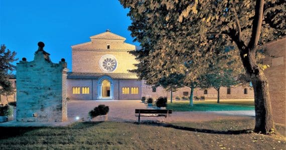 Marche Abbazia di Fiastra