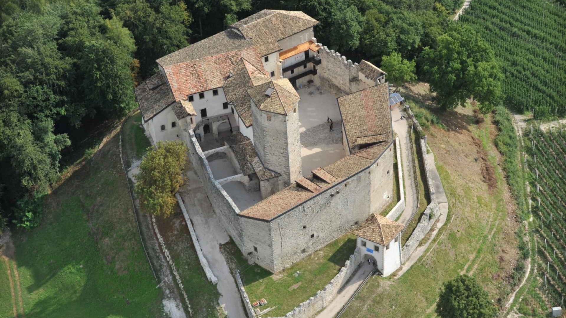 castelli val di non