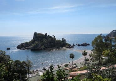 taormina isolabella giardini