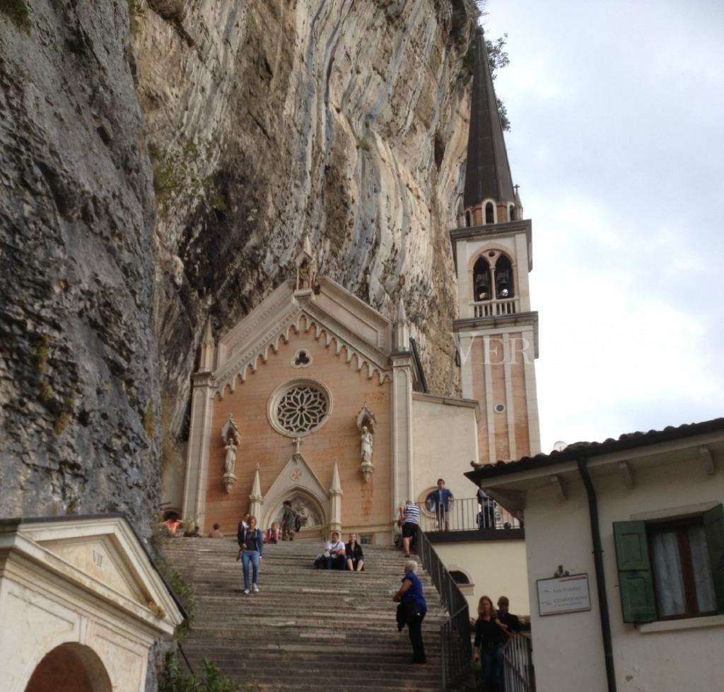 madonna della corona