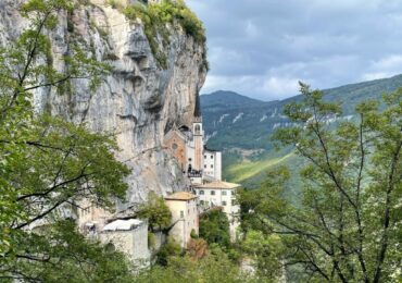 Madonna della Corona
