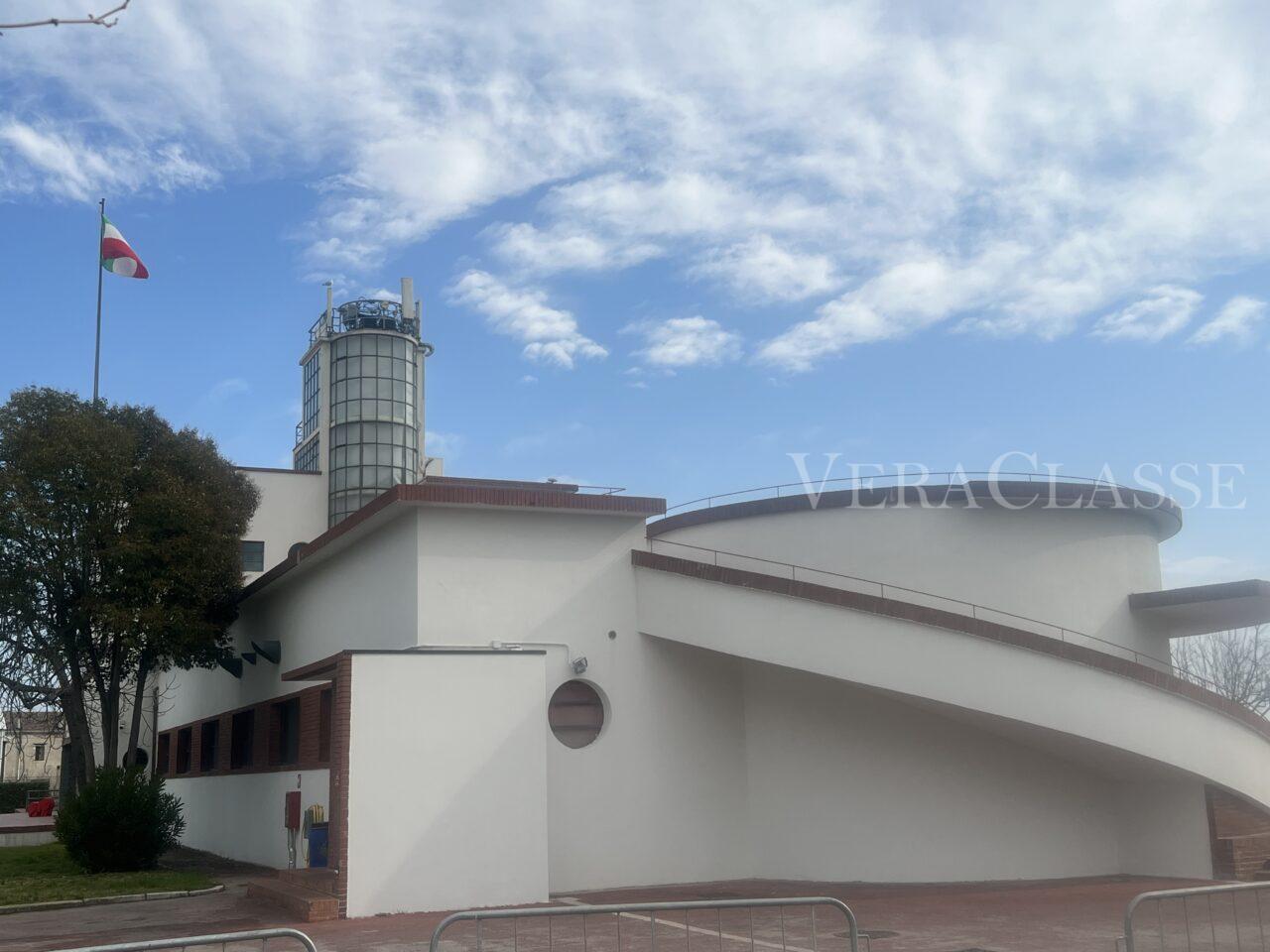 Aeroporto Nicelli a Lido di Venezia, il più antico e più bello d'Italia