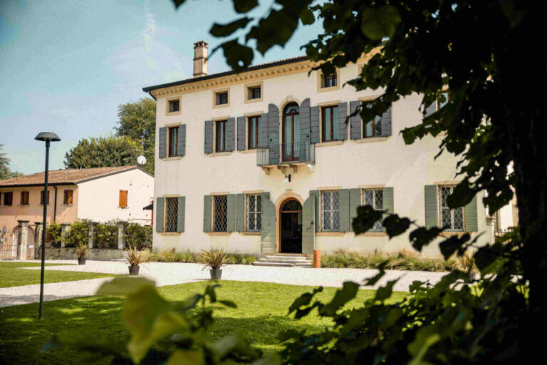 VILLA ORMANETO