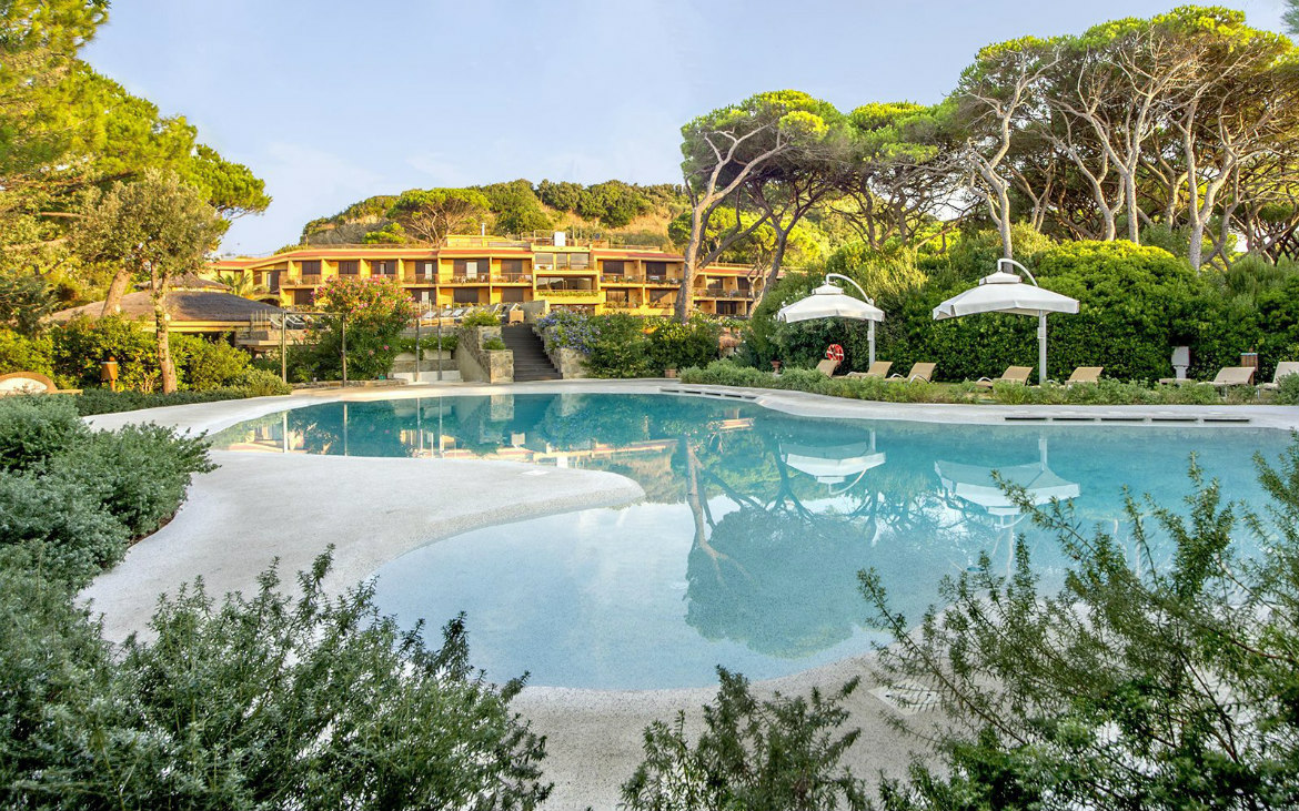 ROCCAMARE RESORT