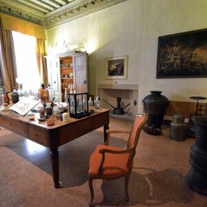 Mostra sul profumo a Venezia: il viaggio olfattivo al Museo di Palazzo Mocenigo