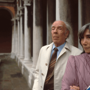 Jorge Luis Borges e Maria Kodama a San Giorgio, 2, 1984, ph. di Graziano Arici, courtesy Fondazione Giorgio Cini