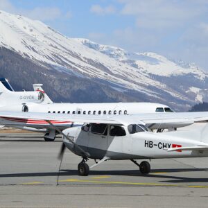 Guida ai trasferimenti in aereo privato verso le località turistiche delle Alpi svizzere