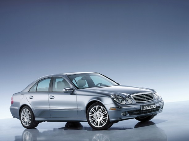 125 anni di innovazioni ed eleganza per Mercedes