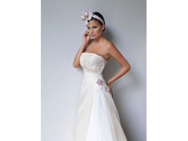 Collezione Vinnì, abiti da sposa by Dalin