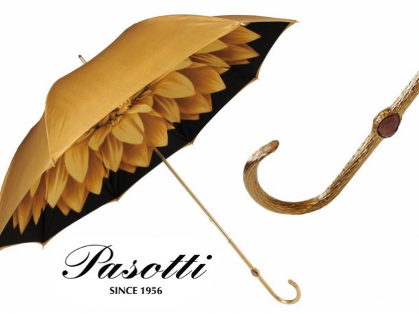 Ombrelli Pasotti, la classe del Made in Italy