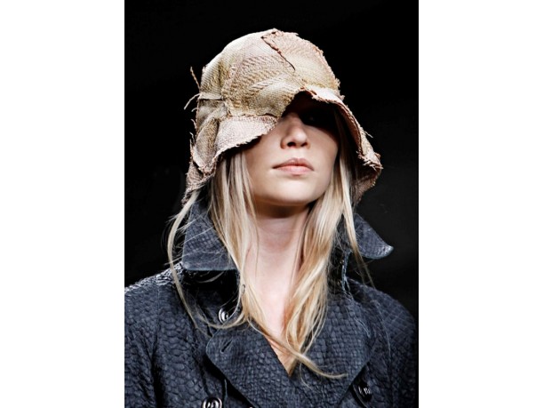 Cappelli Burberry Prorsum Primavera/Estate 2009