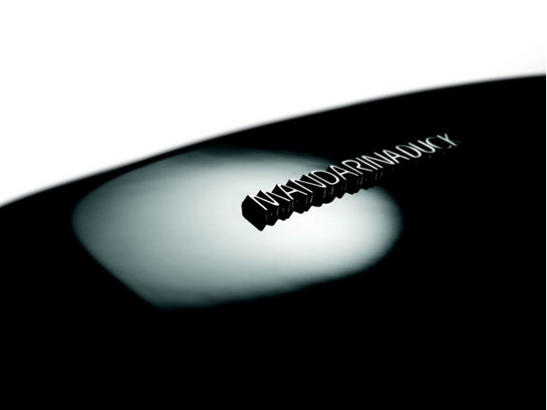 Drop, la valigia rigida Mandarina Duck