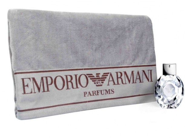 Emporio Armani Diamonds d’estate regala un telo mare
