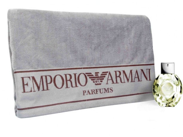 Emporio Armani Diamonds d’estate regala un telo mare