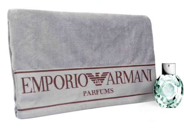 Emporio Armani Diamonds d’estate regala un telo mare