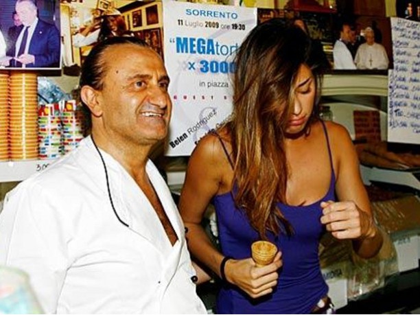 Belen Rodriguez e Fabrizio Corona sposi per finta