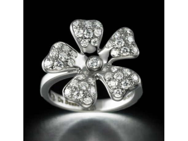 Collezione Wildflowers by De Beers
