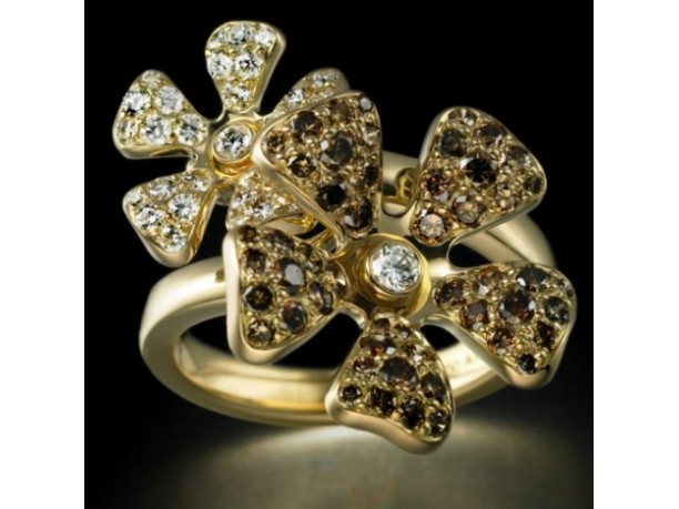 Collezione Wildflowers by De Beers