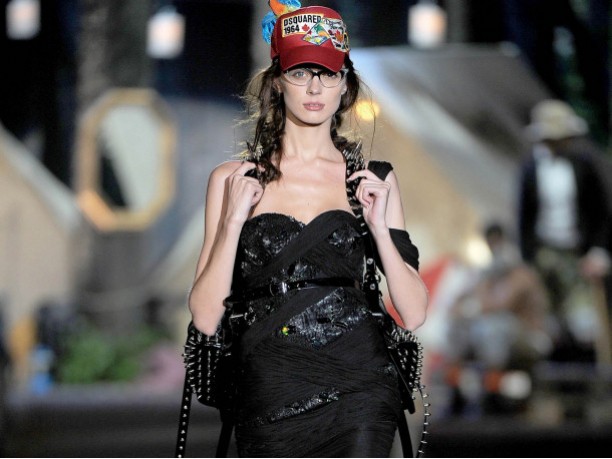 Dsquared2 donna sfilata primavera estate 2010
