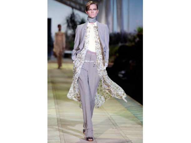Roberto Cavalli donna sfilata primavera estate 2010