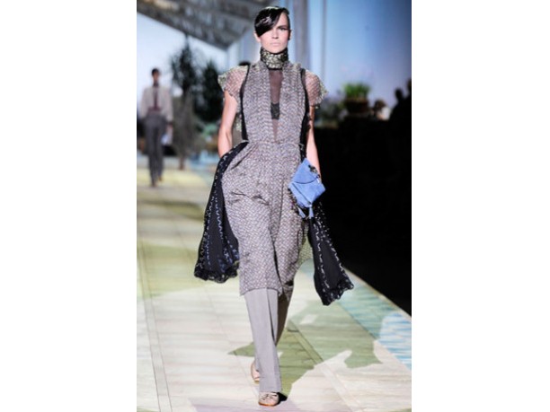 Roberto Cavalli donna sfilata primavera estate 2010