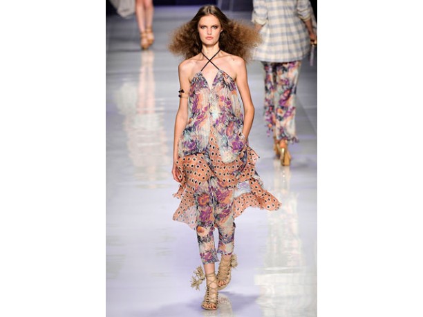 Etro donna sfilata primavera estate 2010