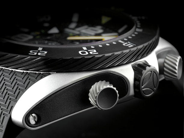 Dive Master by Momodesign