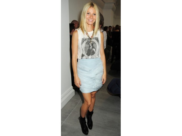 Vip con la Portrait T-Shirt di Burberry