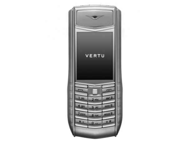 Special Edition Vertu a sostegno della Fondazione ICM