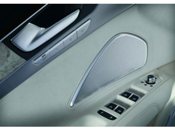 Nuova Audi A8