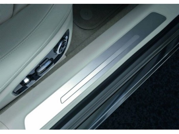 Nuova Audi A8