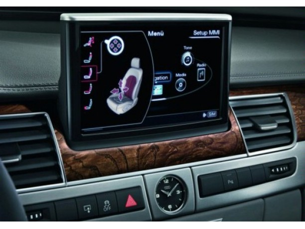Nuova Audi A8