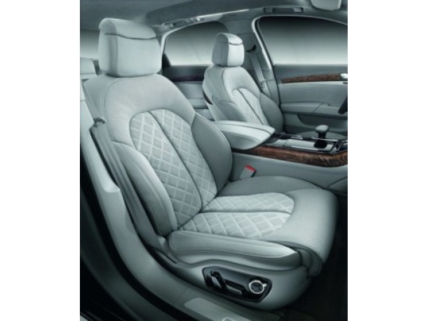 Nuova Audi A8