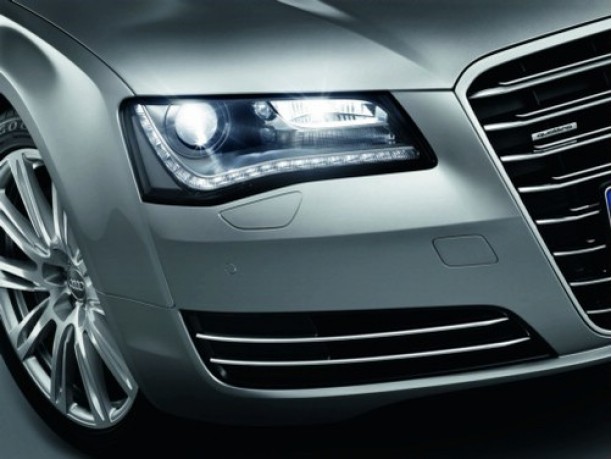 Nuova Audi A8
