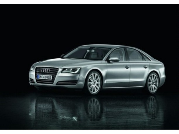 Nuova Audi A8