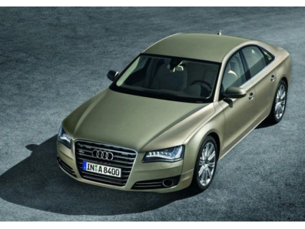 Nuova Audi A8