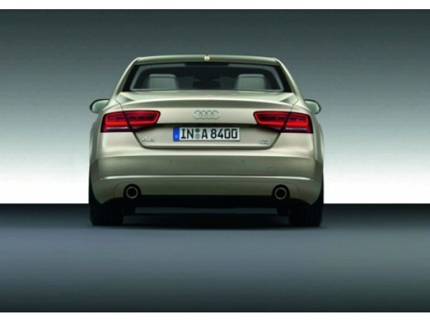 Nuova Audi A8