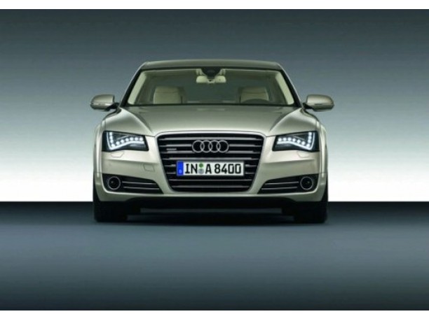 Nuova Audi A8