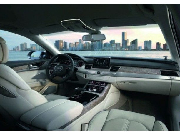 Nuova Audi A8