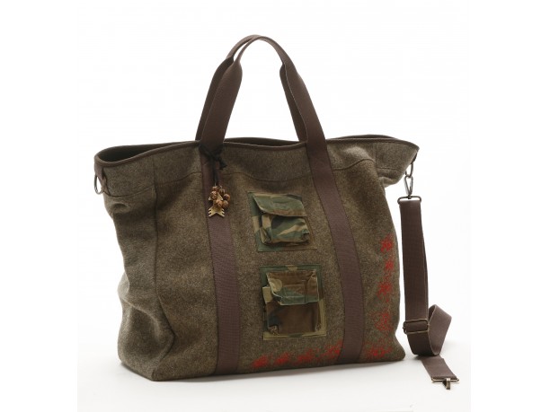 Collezione autunno/inverno 2010 AmazonLife al Pitti Uomo