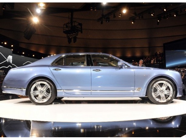 Tibaldi dedica una penna alla Bentley Mulsanne