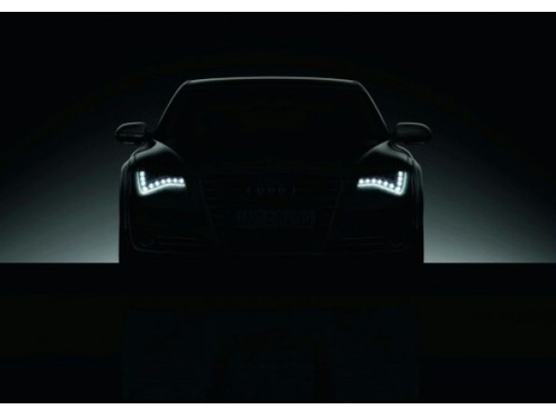 Audi A8 – Porva su strada