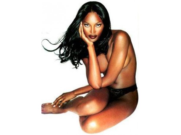 Naomi Campbell aggredisce l’autista